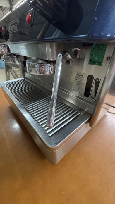 Vendo maquina de cafe Futurete
