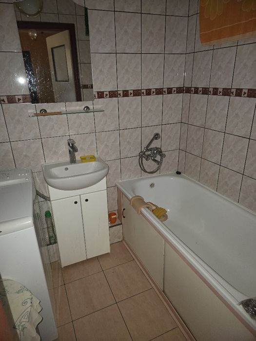 Sprzedam mieszkanie na Podzamczu.