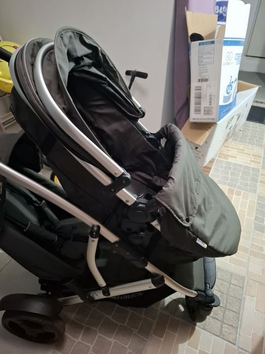 Carrinho de bebé duplo