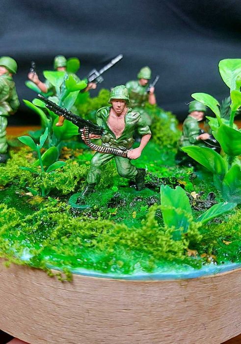 Игровые солдатики "армия США во Вьетнаме".