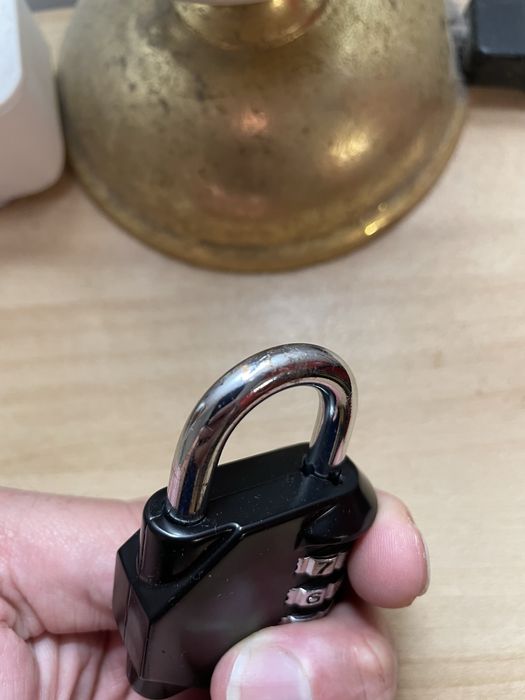 Vendo cadeado com codigo436547169142056962