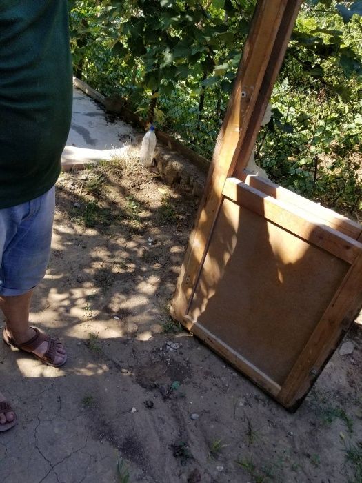 Продаю деревянные: окна и дверь балконная