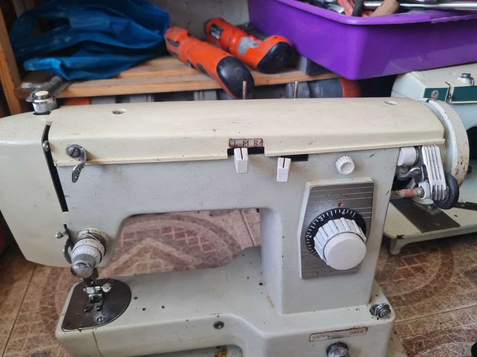 Maquina de costura eletrica Alemã