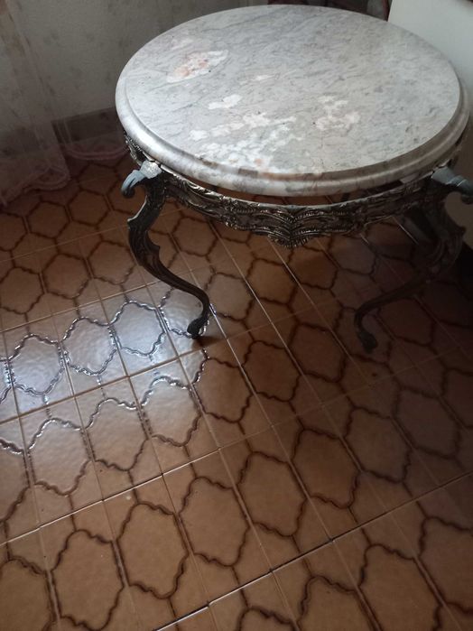 Mesa de sala de estar