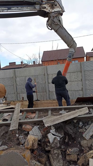 Стяжка пола Цементно песчаным раствором