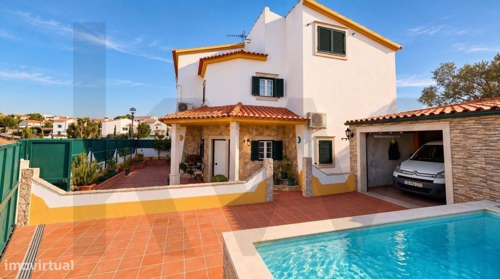 Moradia junto a Óbidos | 222 m2, garagem, sótão e excelente espaço ext