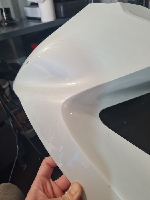 Carrenagem com riscos PCX125 Honda