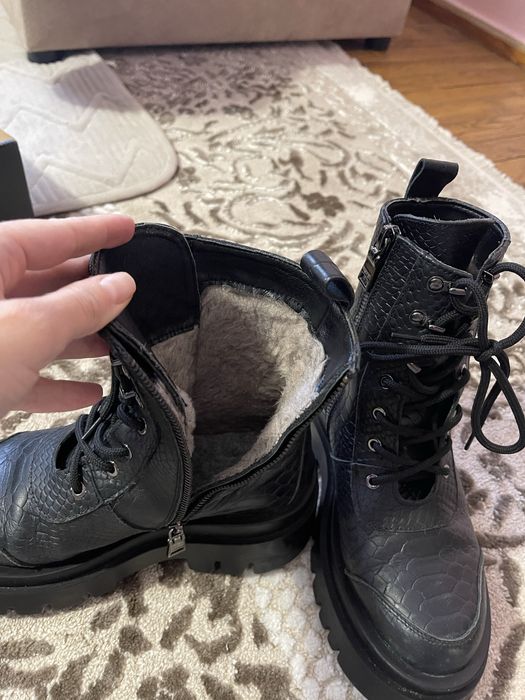 Ботінки на хутрі