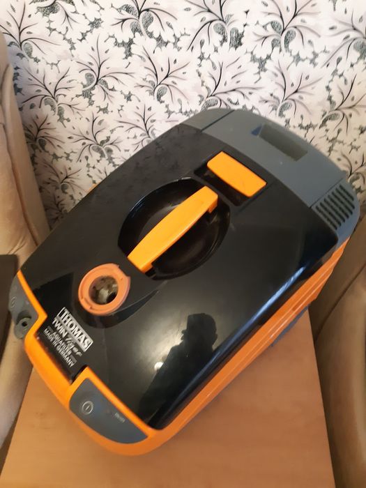 Пилосос миючий THOMAS .