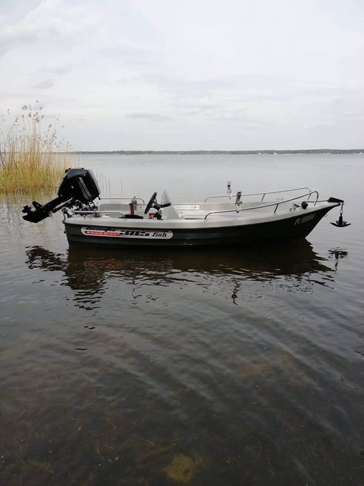 Łódka wędkarska 385