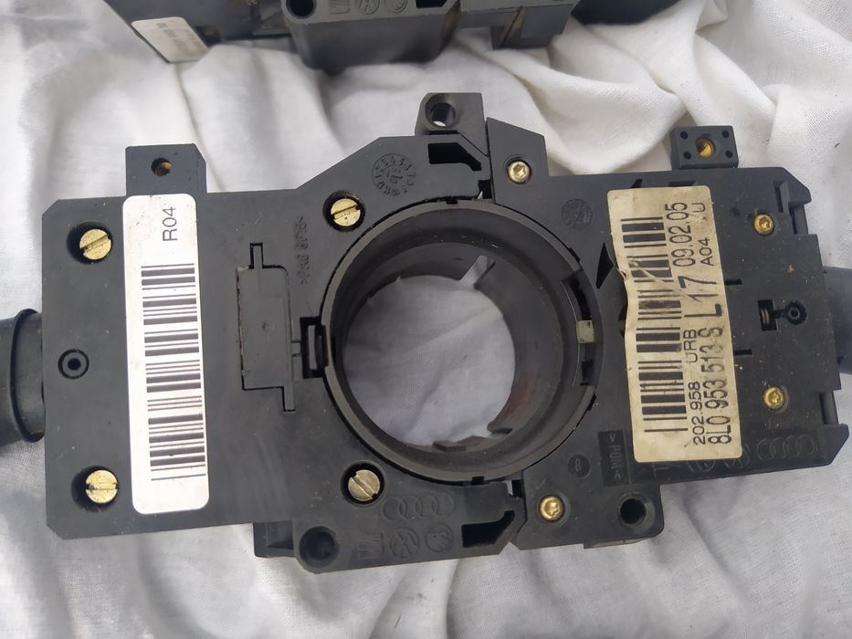 Manetki tempomatu, świateł, wycieraczek