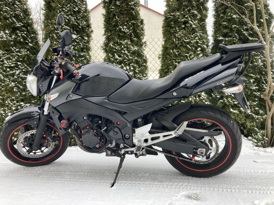Motcykl Suzuki GSR600