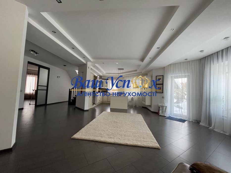 Продаж будинка з басейном и баней .село Гора. Бориспольский ра-н.