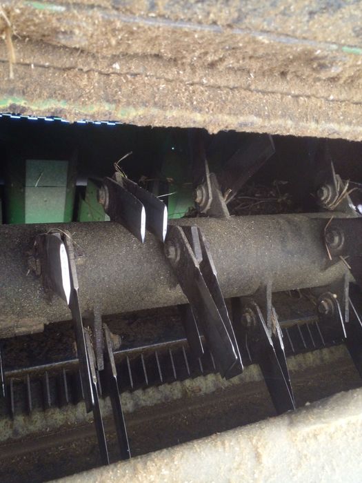 Комбайн Джон ДІР 1042