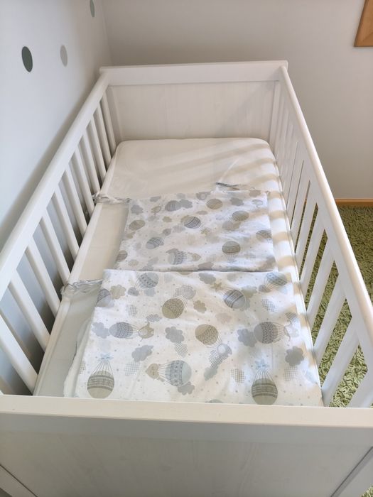 Conjunto Berço IKEA Sundvik + Colchão + Protetor + Lençóis + Capas Edredão