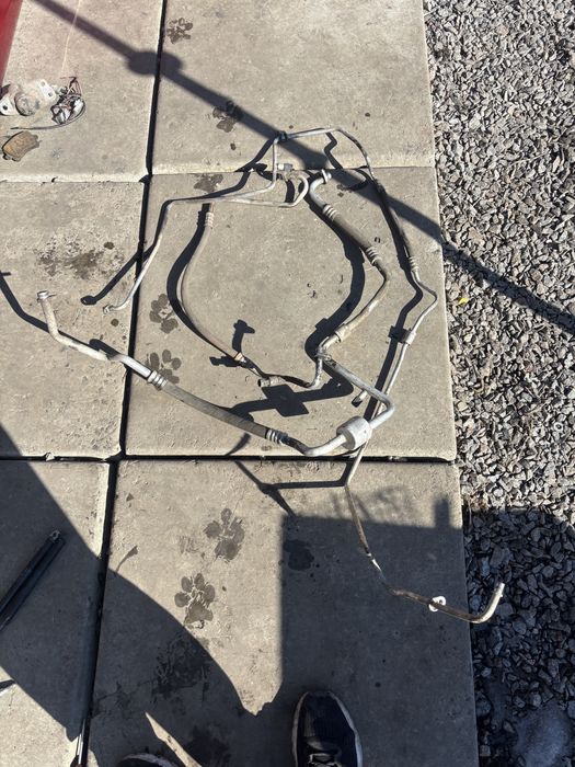 Трубки кондера Renault ,Dacia Logan MCV 1.6