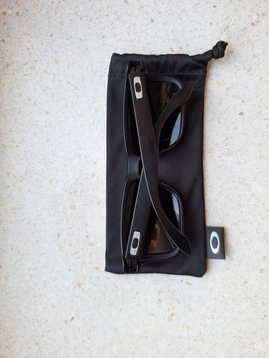 Okulary przeciwsłoneczne oakley black prizm