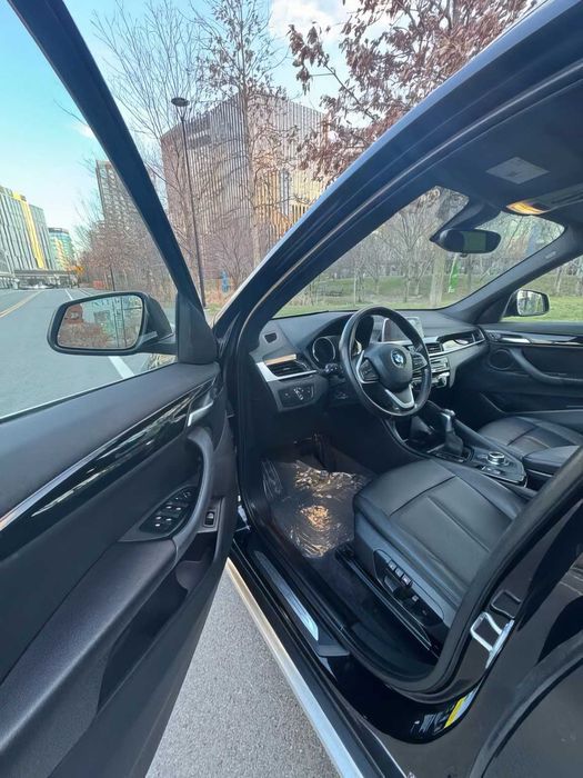 BMW X1 xDrive28i      2019