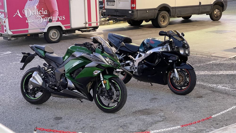 Kawasaki Z1000sx como nova