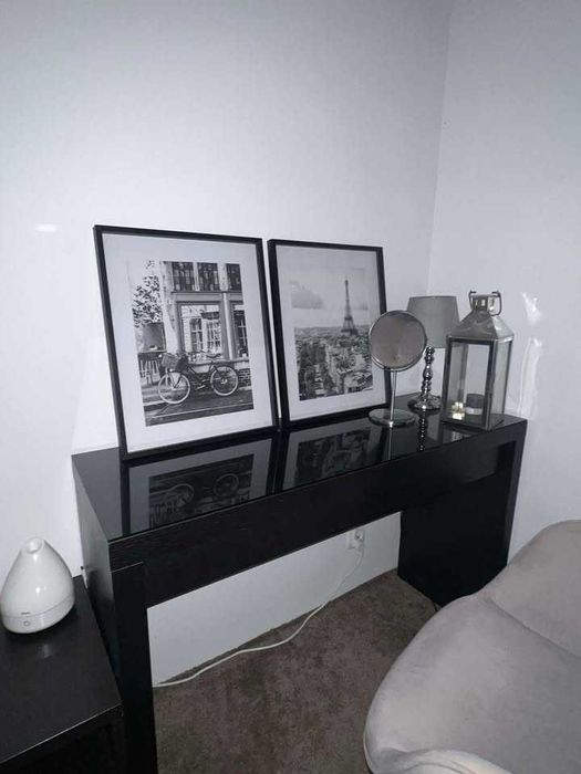 Toaletka w bardzo dobrym stanie