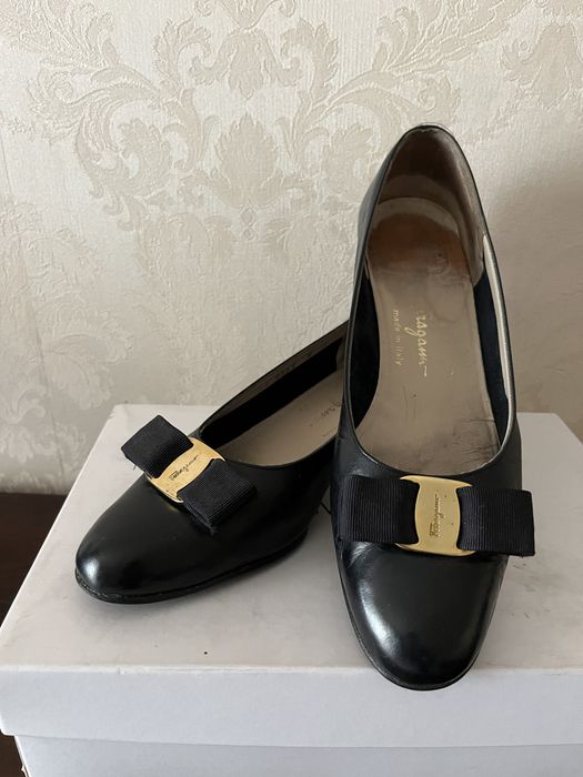 Брендові туфлі, salvatore ferragamo, Італія