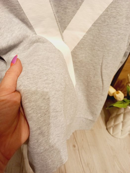 Bluza szarą kangurek M