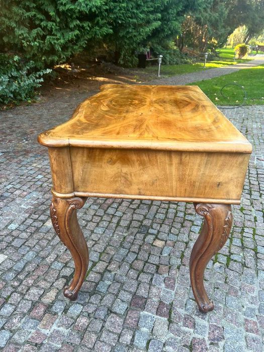 Biurko z 3 szufladami - antyk