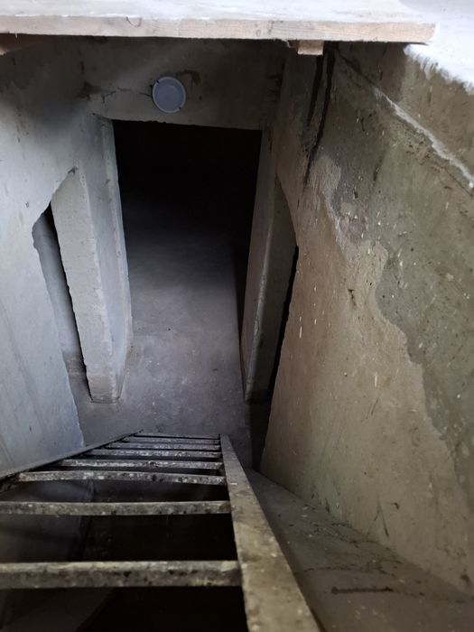 Гараж 2- поверховий оренда