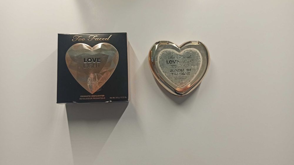 Rozświetlacz Too Faced