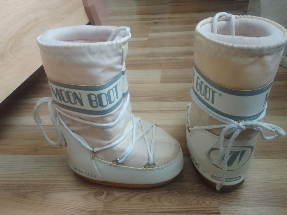 MOON BOOT зимове взуття
