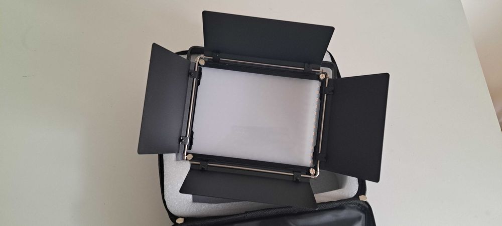 Lampa LED NEWELL RGB -216 Vividha Max