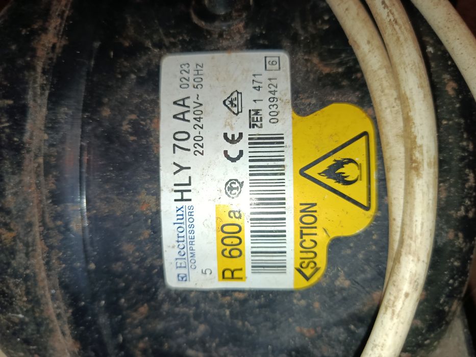 Продам Компресор від холодильника робочому стані
