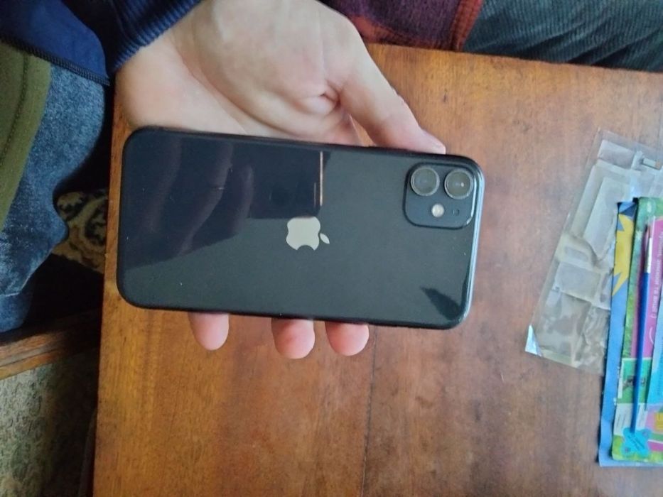 Iphone 11 64gb.