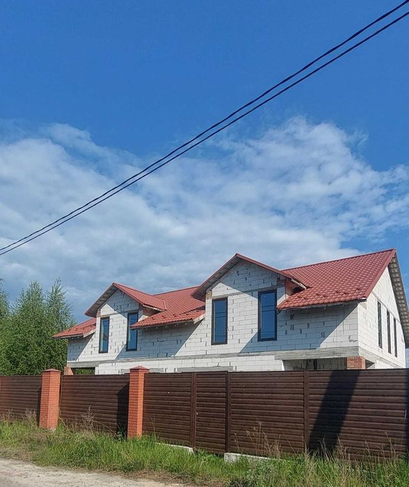 Старі Петрівці, будинок-дуплекс 185 кв.м з документами.  Є-оселя