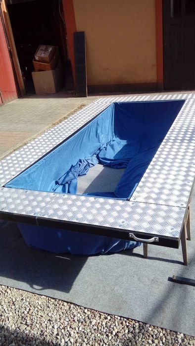 Szalunek pogrzebowy, wózek cmentarny, podesty pogrzebowe