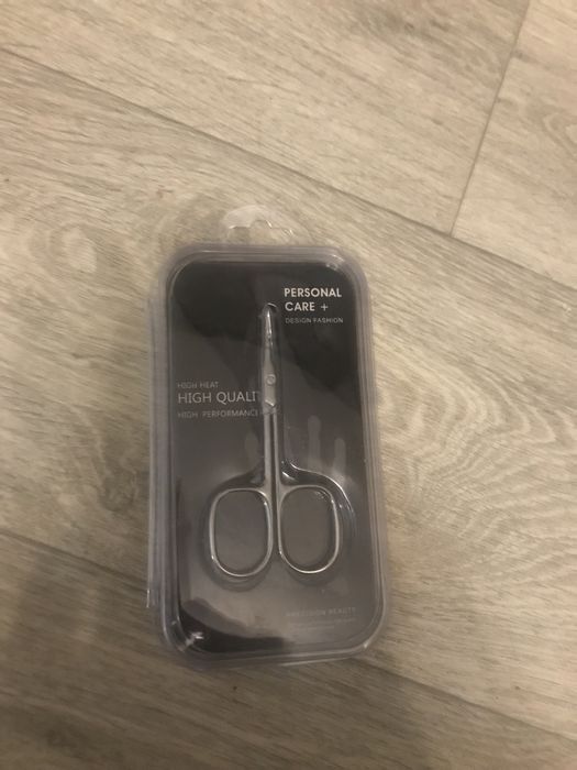 Ножнички для кутикулы