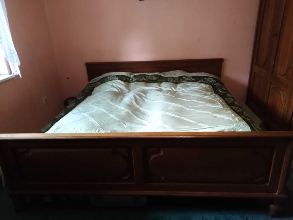 Dębowy komplet sypialniany