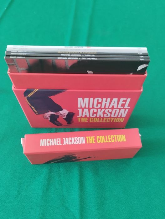 Colecção de 5 CDs Michael Jackson com caixa