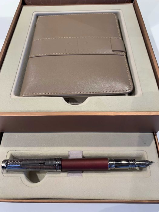 Pióro wieczne PARKER PREMIER Custom Crimson Red "F"