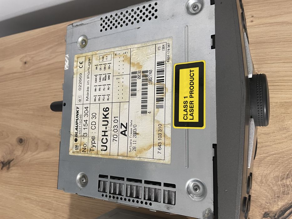 Dwa Radio Opel CD 30 MP3 Niewylogowane