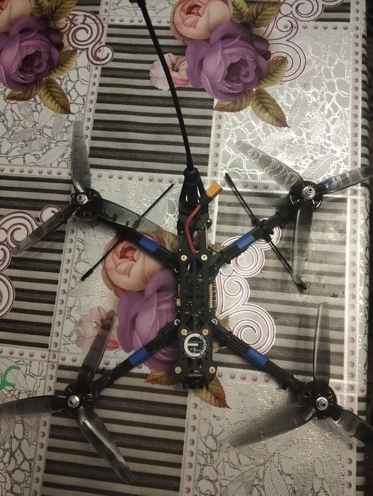 Продам дрон ФПВ новий