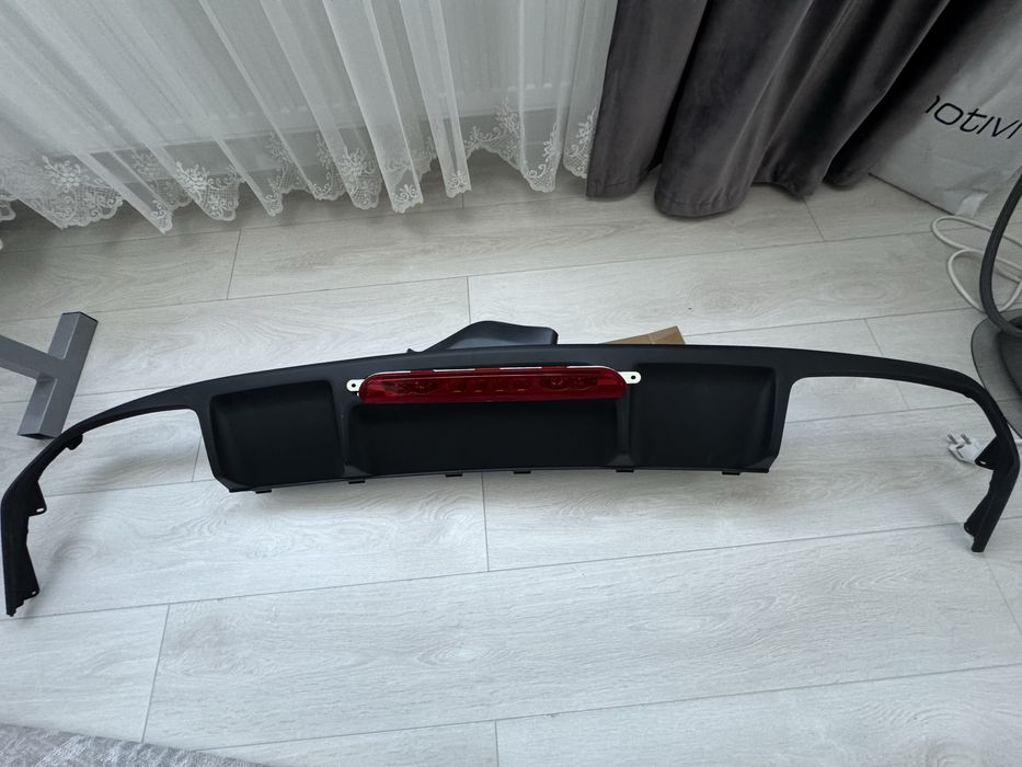 Запчасті на mercedes cls (w 218)