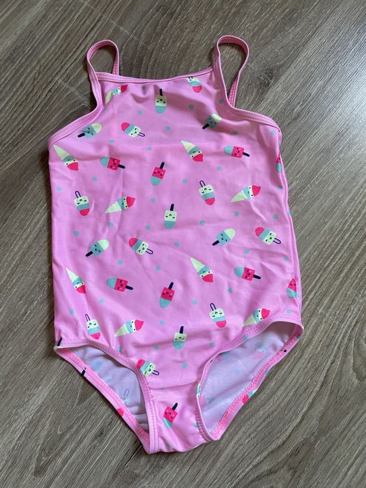 Strój jednoczęściowy 92