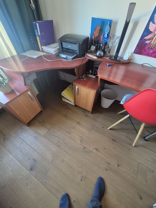 Стіл письмовий. Кутовий стіл. Комп'ютерний стіл.