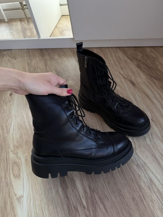 Черевики жіночі, ботинки шкіряні, чорні з масивною підошвою