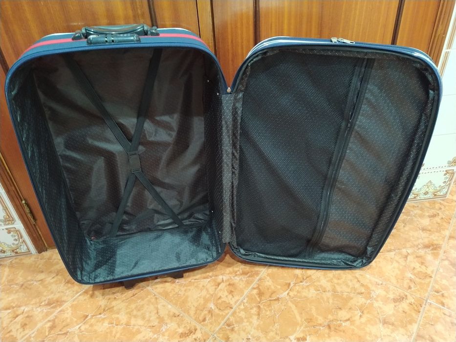 Mala malas de porão até 23 kg viagem casa quarto apartamento vivenda.