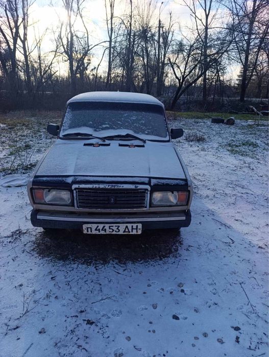 Автомобіль ВАЗ 2107