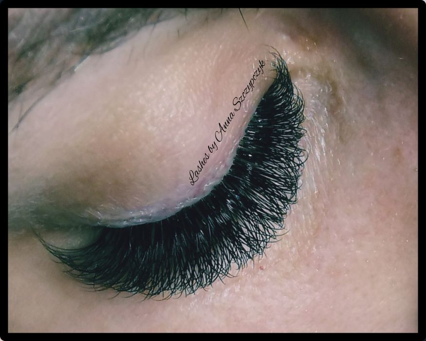 Stylizacja rzęs i brwi