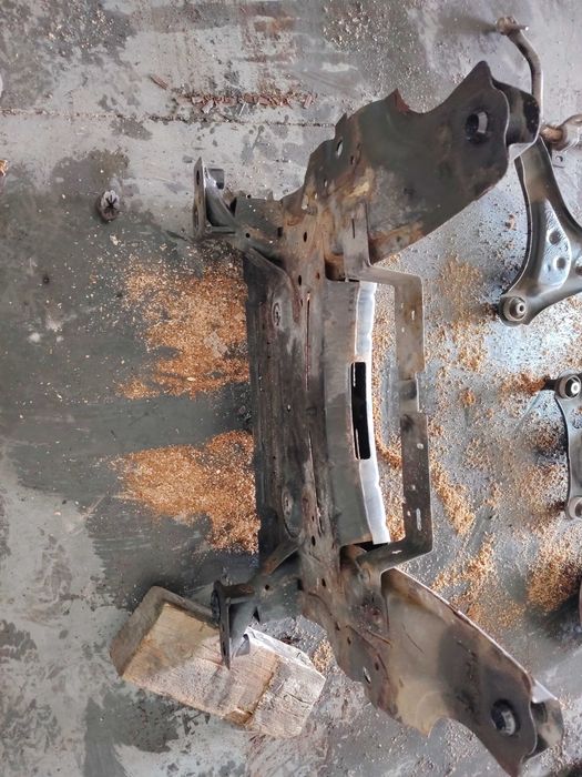 sprzedam wózek przedni do renault smart twingo III kołyska sanki parzenie