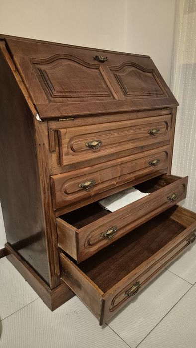 Escrivaninha antiga em Madeira com Gavetas